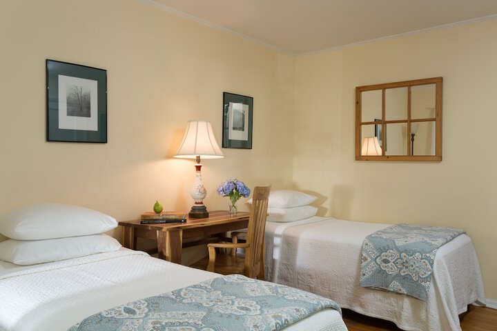 Room 3 of 61