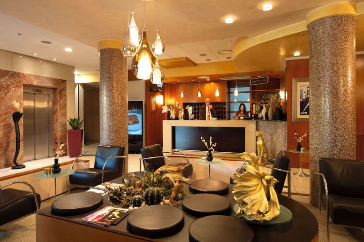 Hotel Interior 7 of 46