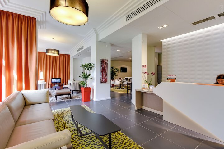 Hotel Lobby