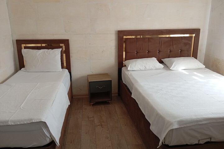 Room 17 of 73