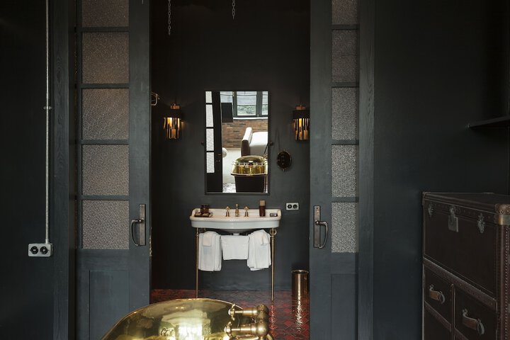 Room 20 of 68