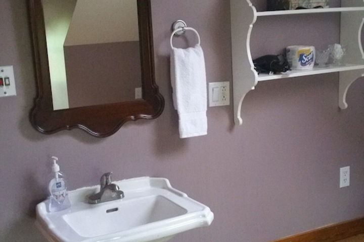 Room 153 of 198