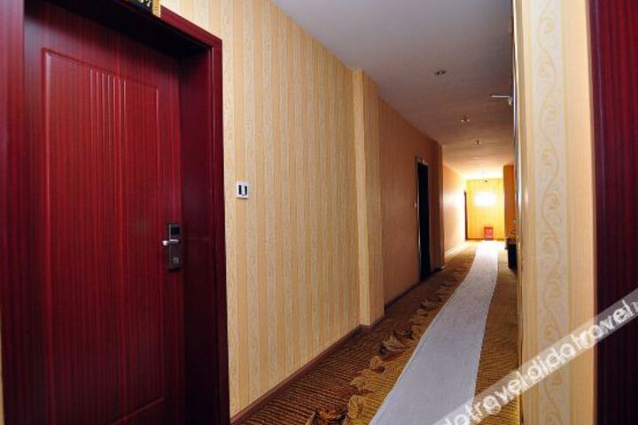 Hotel Interior 13 of 31