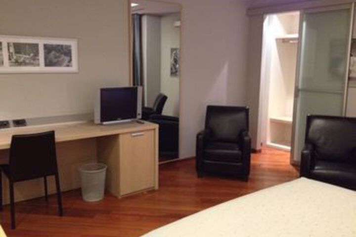 Room 7 of 23