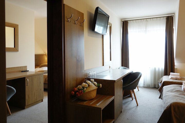 Room 8 of 52