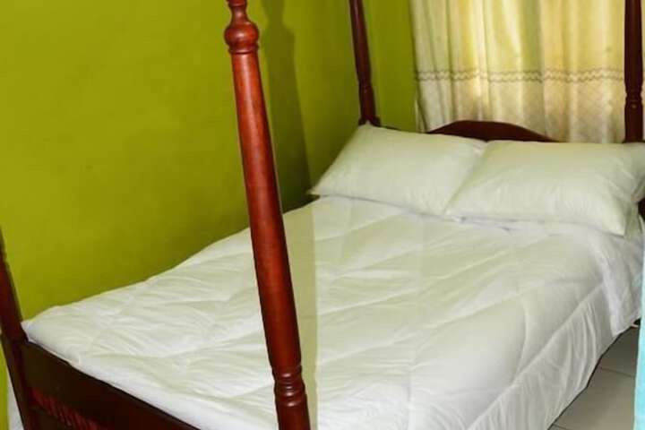 Room 14 of 24