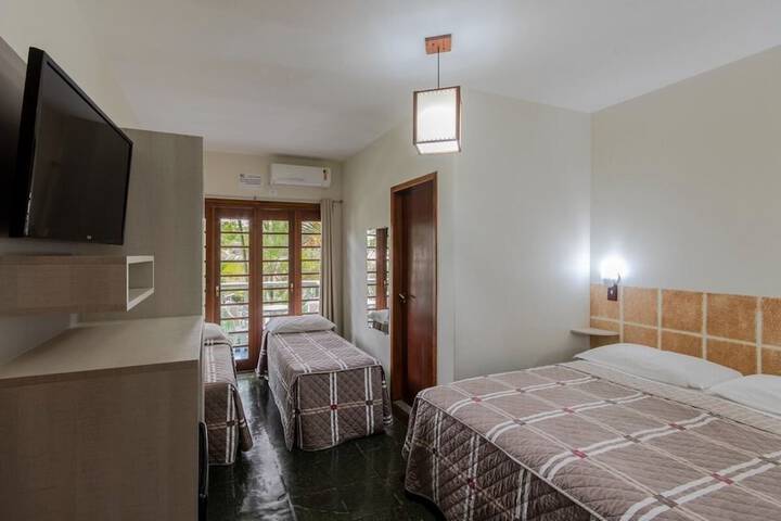 Room 9 of 19