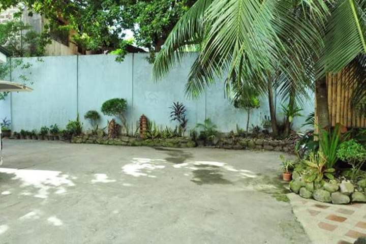 Property Grounds 28 of 28