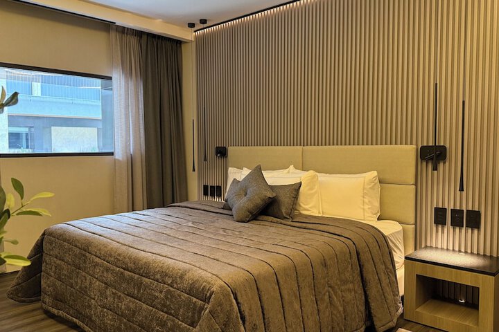 Room 40 of 64