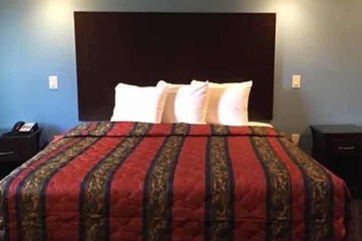 Room 29 of 65