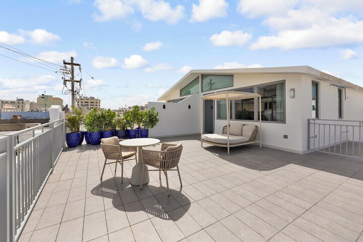 Terrace/Patio 51 of 98