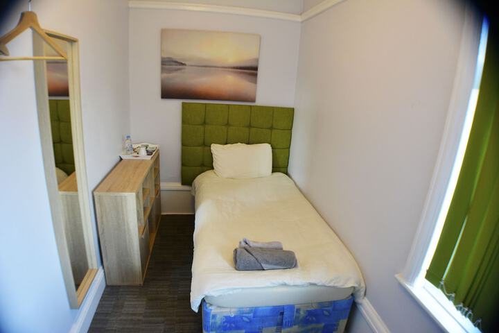 Room 31 of 46