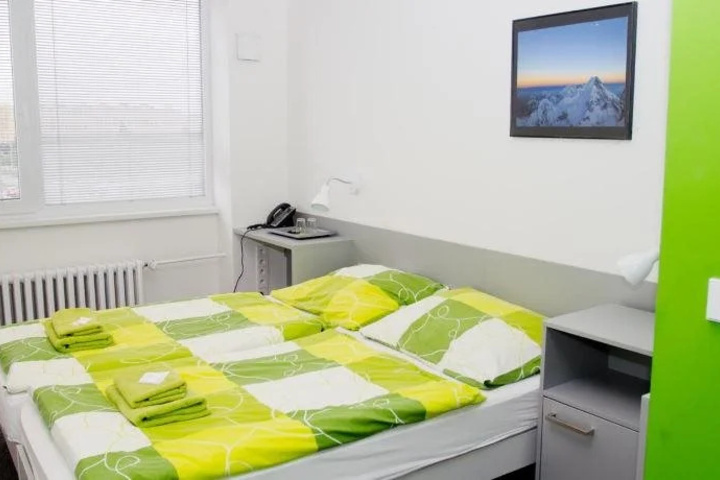Room 3 of 20