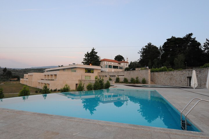Pool Hotel