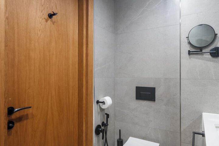 Room 10 of 29