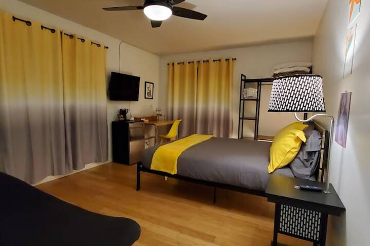 Room 18 of 52