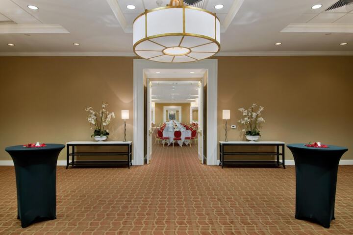 Meeting facility