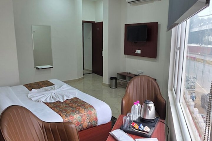 Room 14 of 28