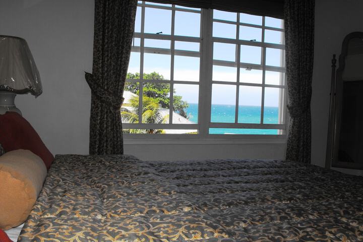 Room 6 of 54