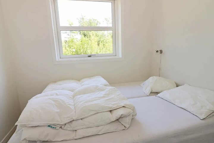 Room 3 of 24