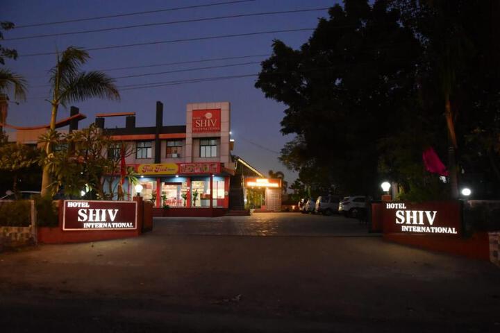 Hotel Shiv International
