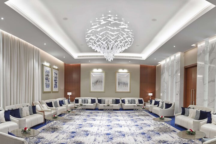 Ballroom/Hall 139 of 152