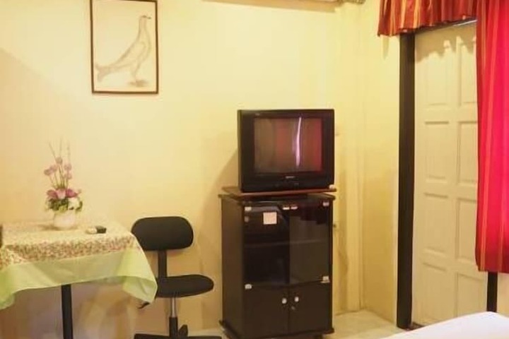 Room 25 of 61