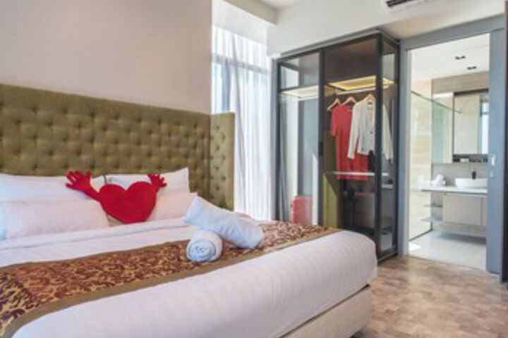 Room 44 of 58