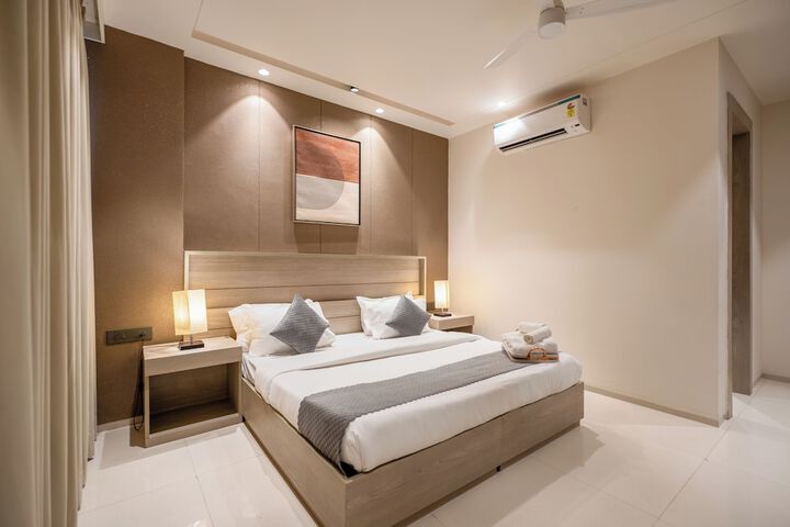Room 9 of 29