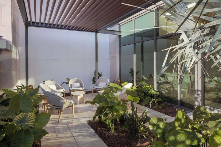 Hotel Exterior 236 of 243