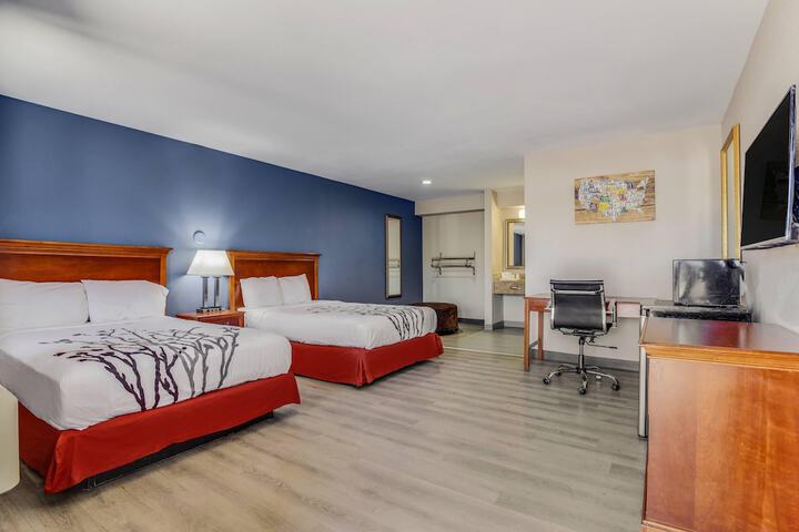 Room 22 of 38