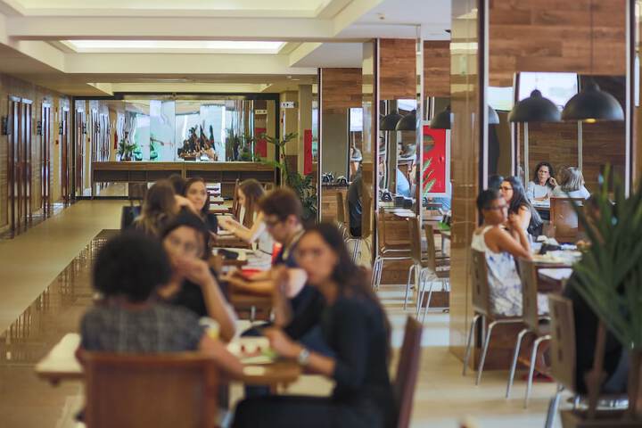 Breakfast area