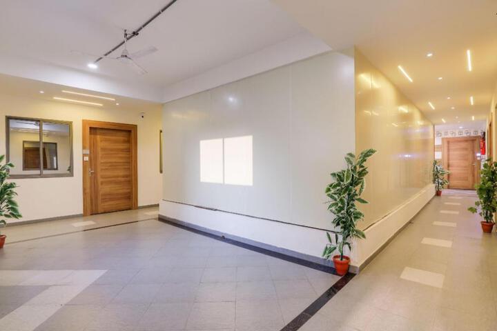 Hotel O MD GRAND AC Rooms
