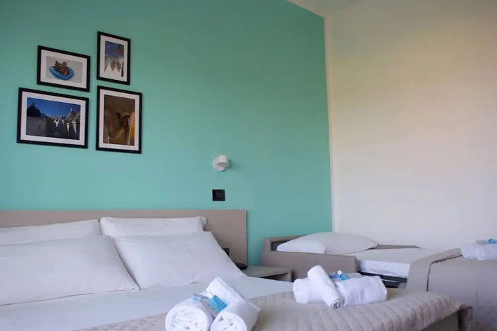 Room 5 of 29