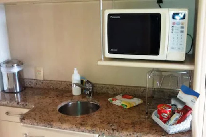 Private kitchenette