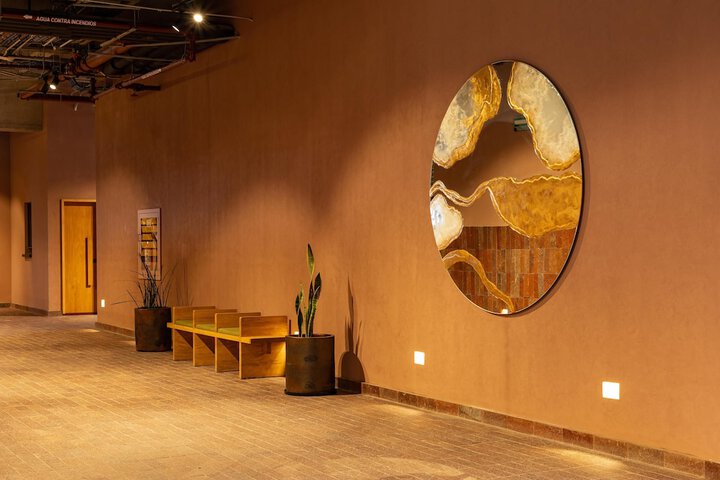 Hotel Interior 10 of 137