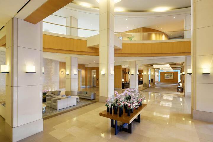 Guest Lobby