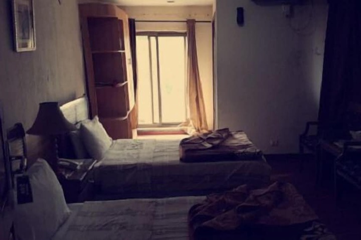 Room 20 of 27