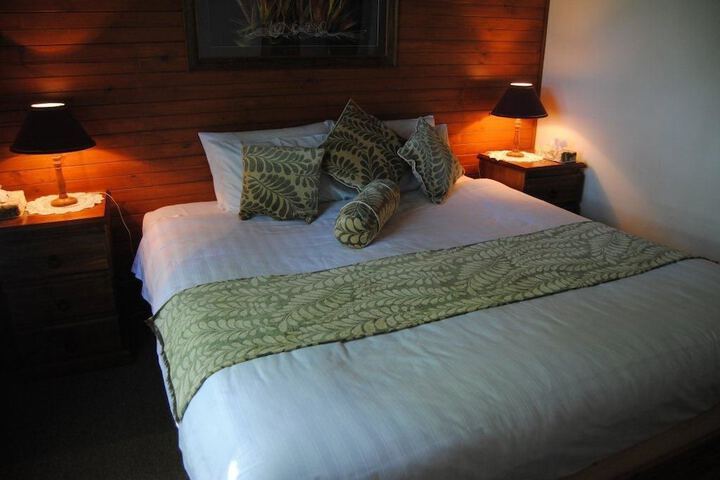 Room 3 of 73