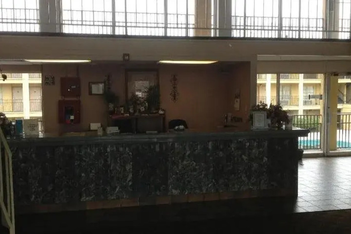 EXPRESS INN LONGVIEW