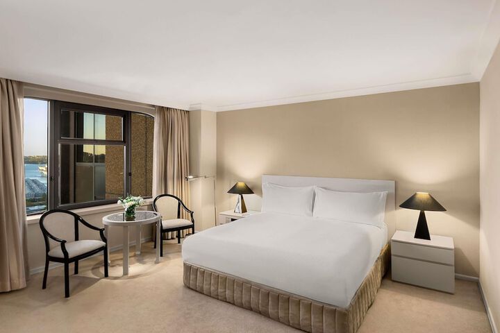 Room 10 of 79