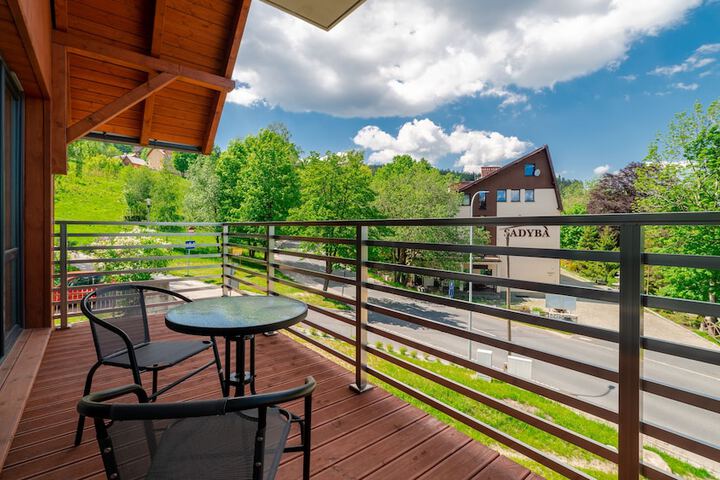 Terrace/Patio 302 of 375