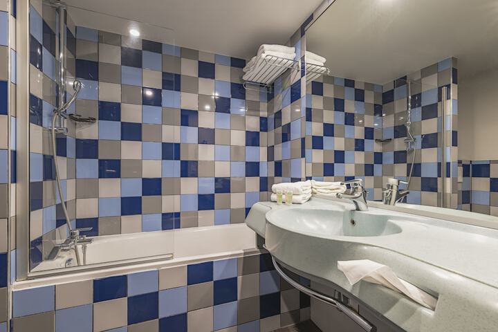 Bath Interior