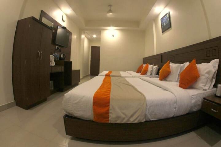 Room 21 of 42