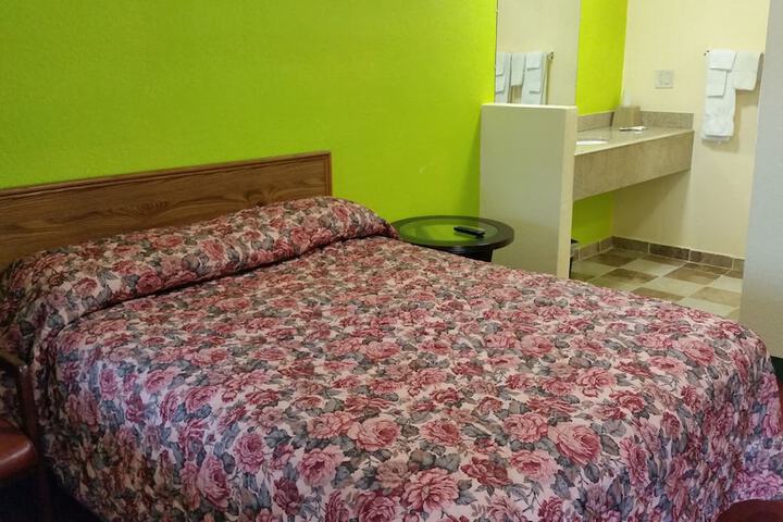 Room 12 of 54