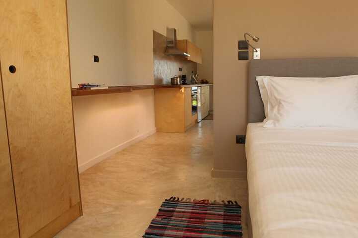 Room 8 of 35