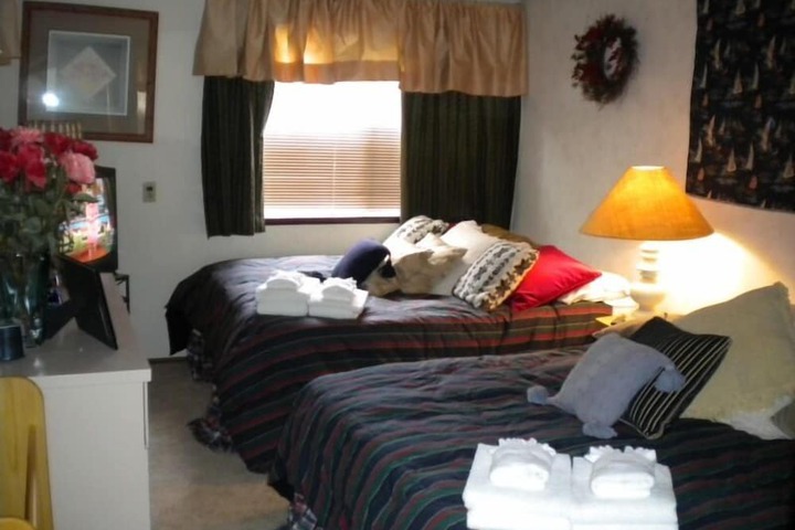 Room 2 of 14