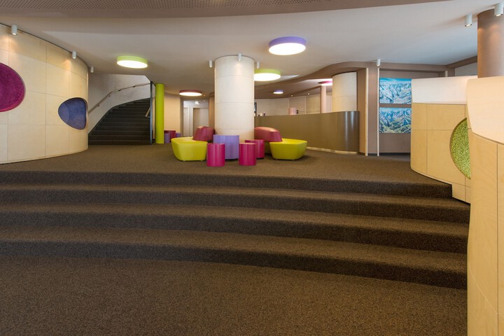 Hotel 4 of 209