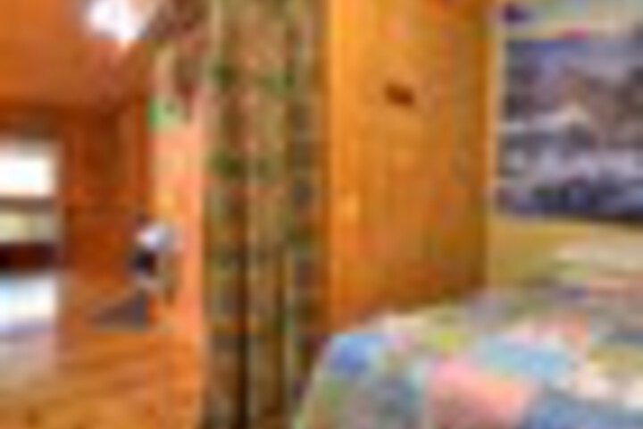 Room 68 of 204