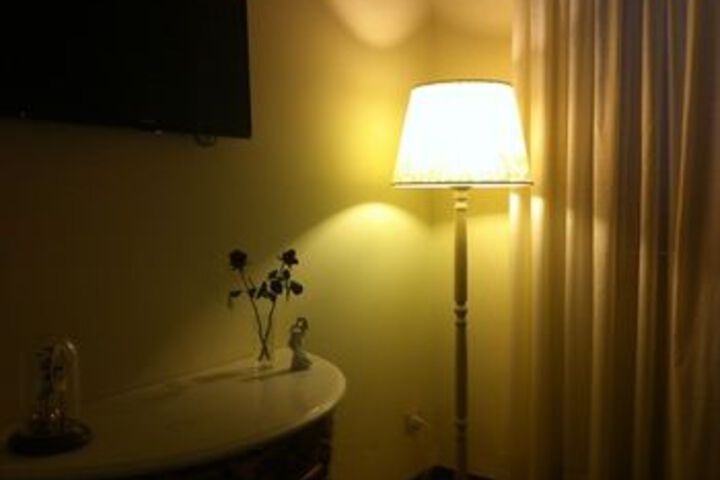 Room 19 of 33